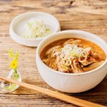 画像2: だるま食堂のおつまみセット（もつ煮3種・燻製ホルモン2種/各1パック） (2)