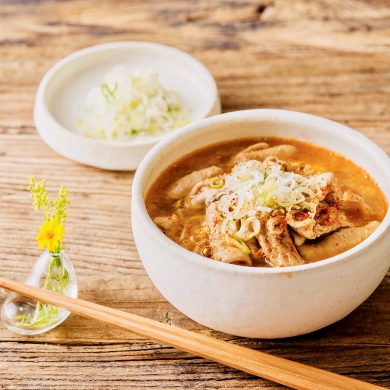 画像2: だるま食堂のおつまみセット（もつ煮3種・燻製ホルモン2種/各1パック） (2)